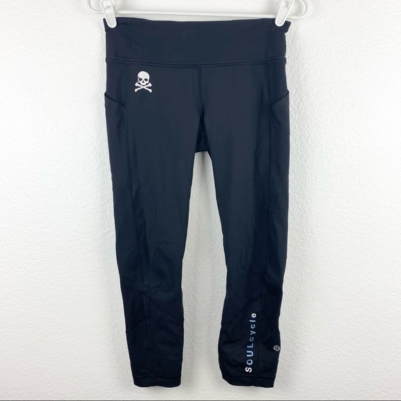 LULULEMON x SOULCYCLE Black Crop Leggings, size 6 - Picture 1 of 7